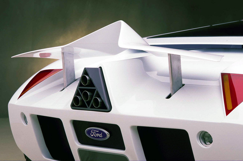 Illustration for article titled The Ford GT90 May Have Been The Greatest Concept Car Ever